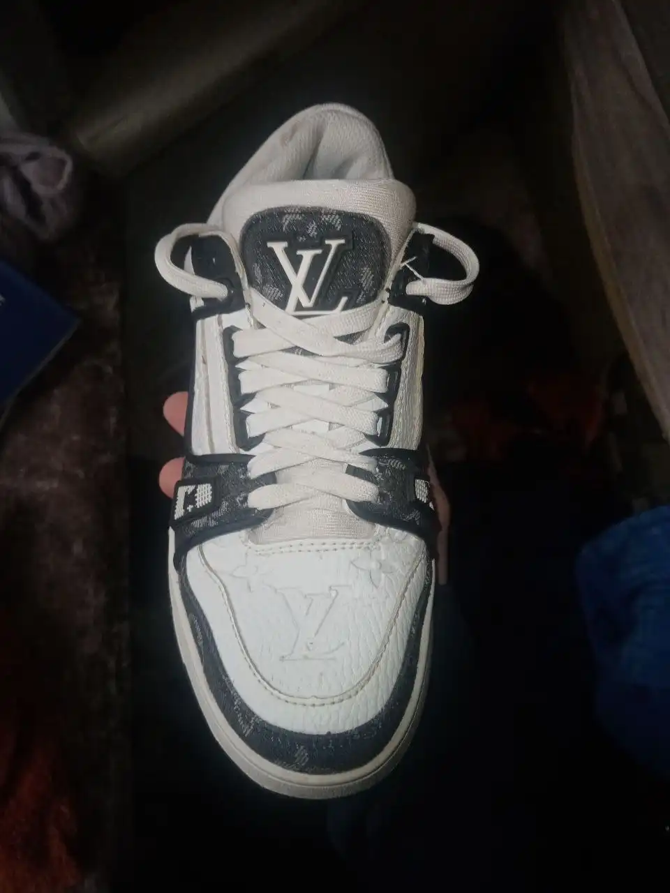 Женские кроссовки и ботинки 38 размер