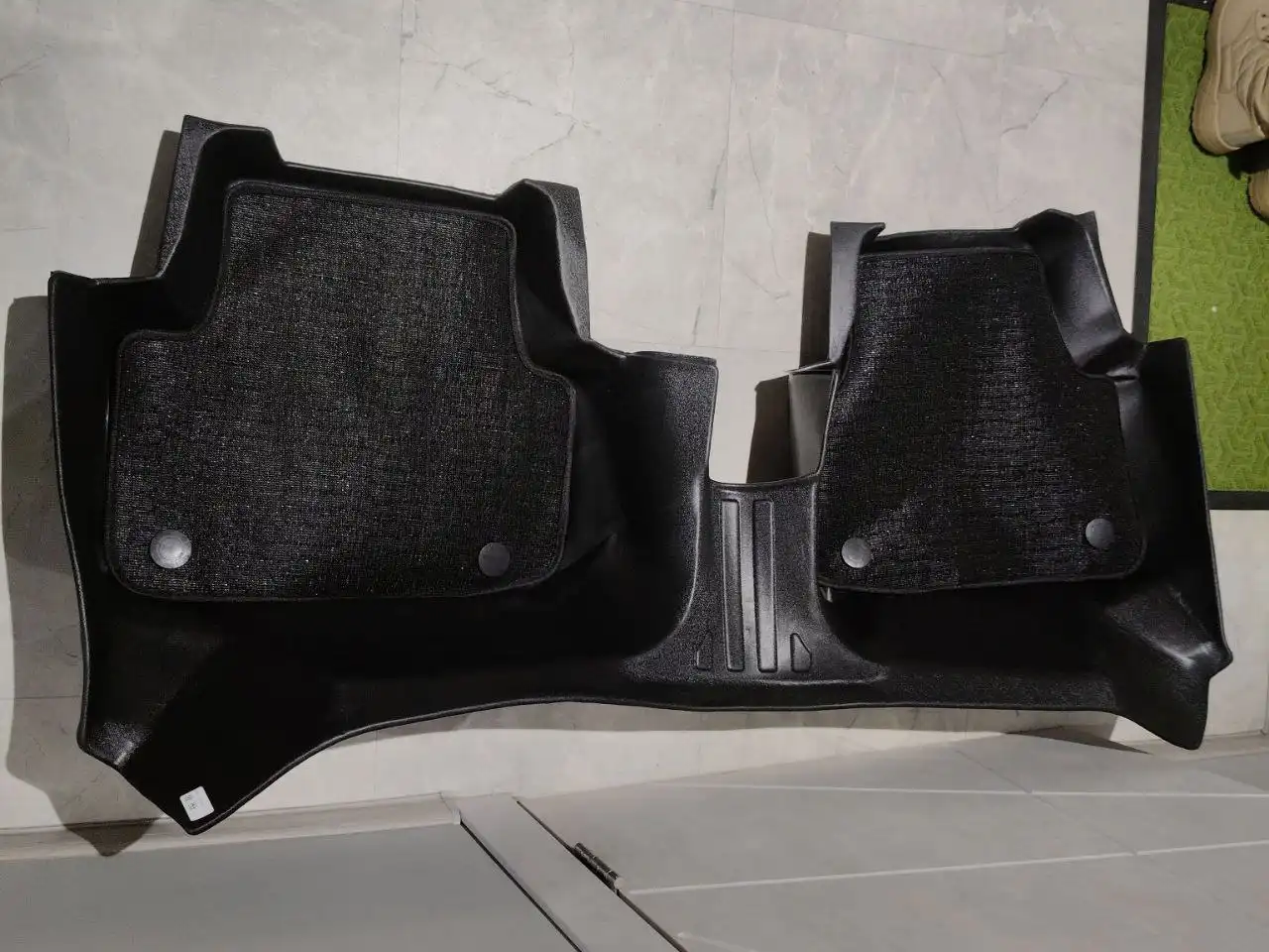 Комплект автомобильных ковриков