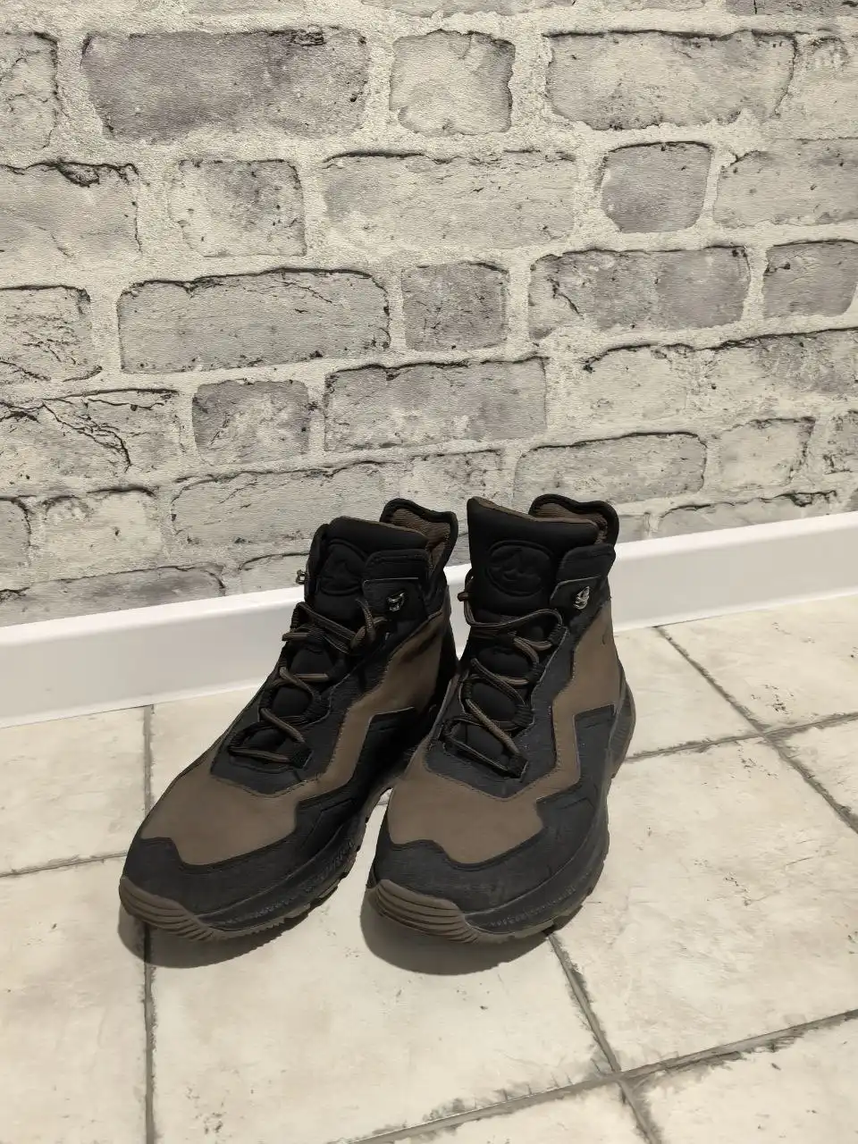 Продам мужские ботинки 41 размер