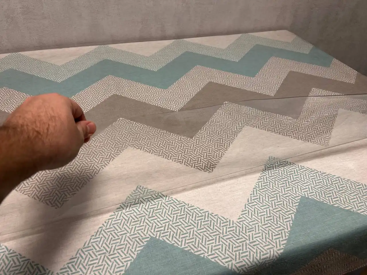 Продам обеденный стол раскладной