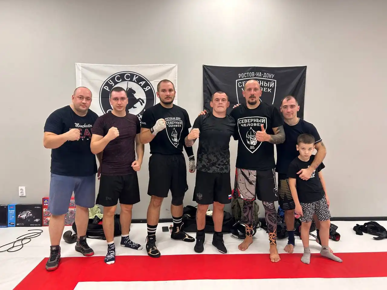 Тренировки по боксу для всех в Академии чемпионов