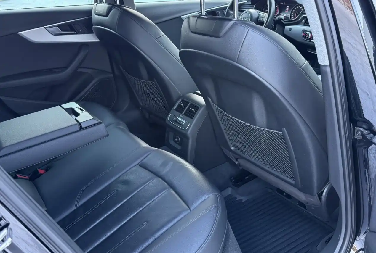 Продажа Audi A4 2018 года - Авто в Красноярск