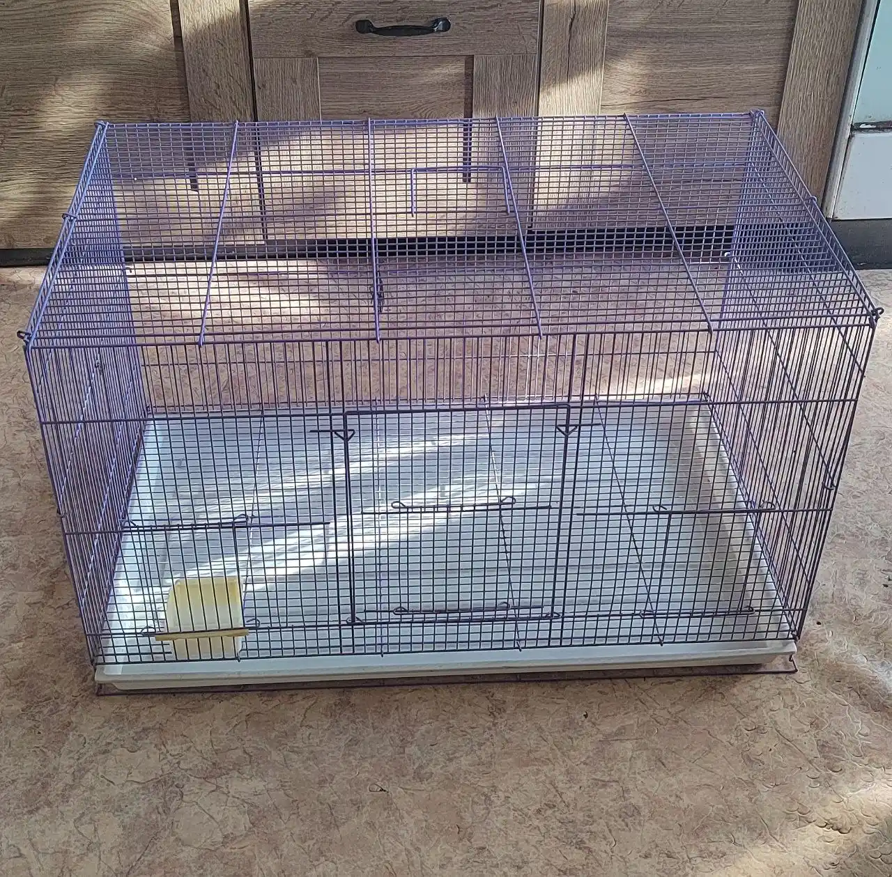 Большая клетка для папугаев