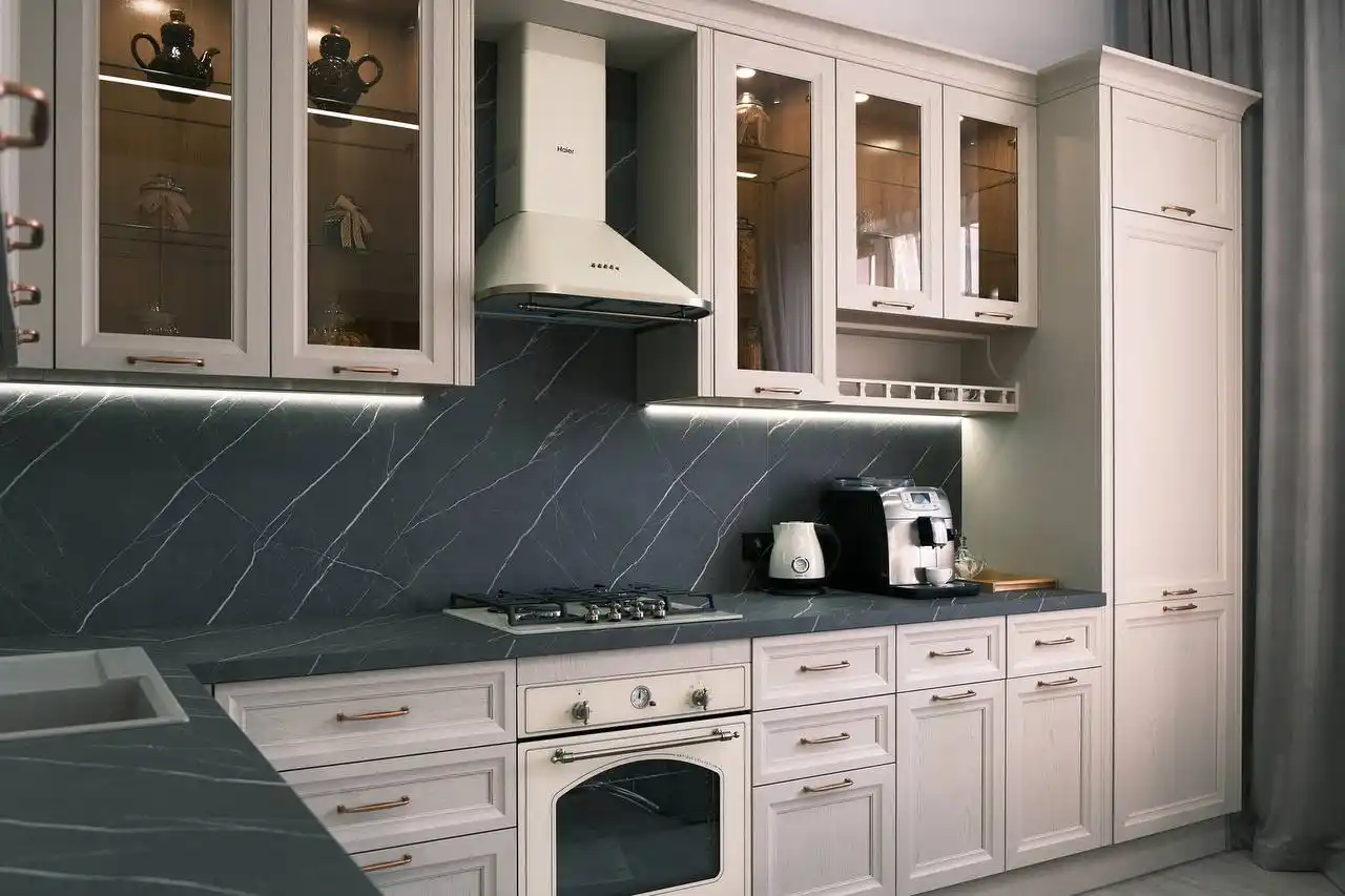 Кухня с образца в салоне