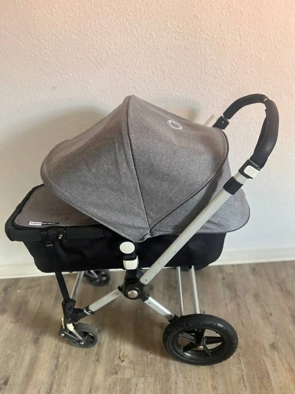 Отдам коляску бесплатно