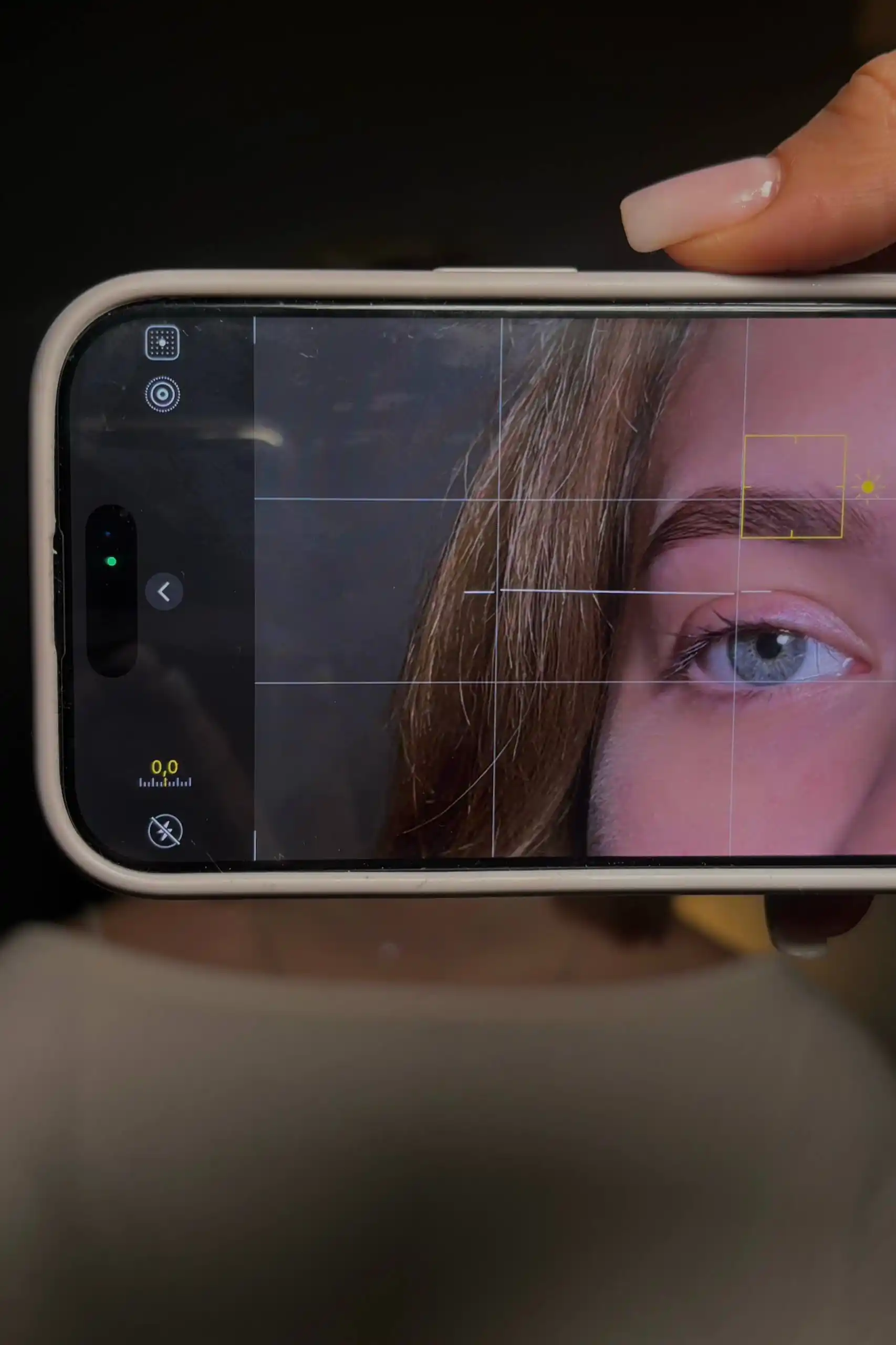 Ламинирование ресниц и оформление бровей