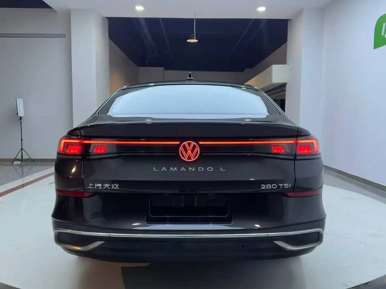 Volkswagen Lamando 2023 года выпуска - Легковые автомобили (Авто) в Уссурийск