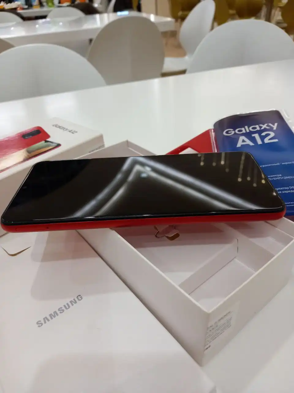 Samsung Galaxy A12 32гб в отличном состоянии