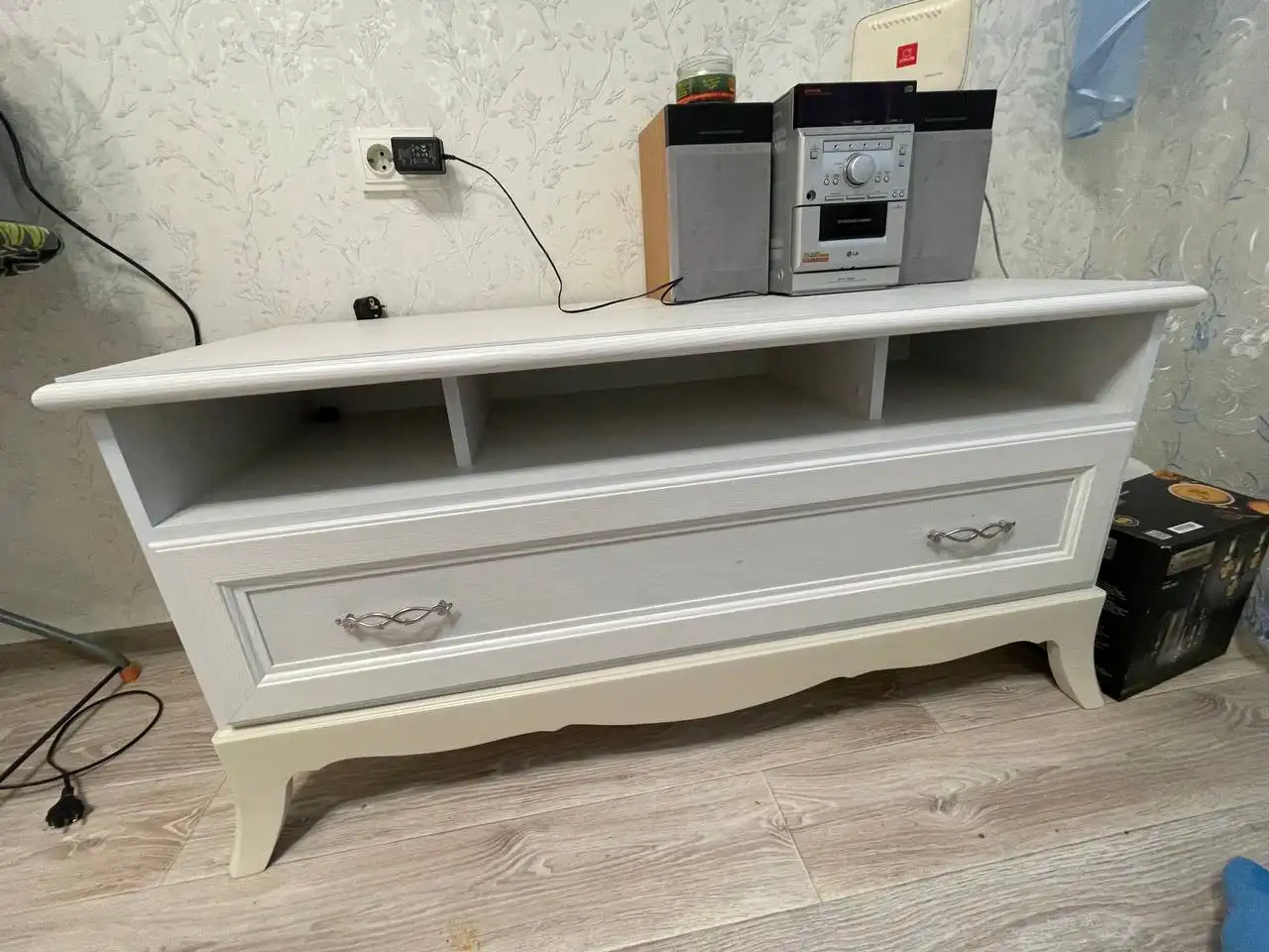 Продажа комода под телевизор