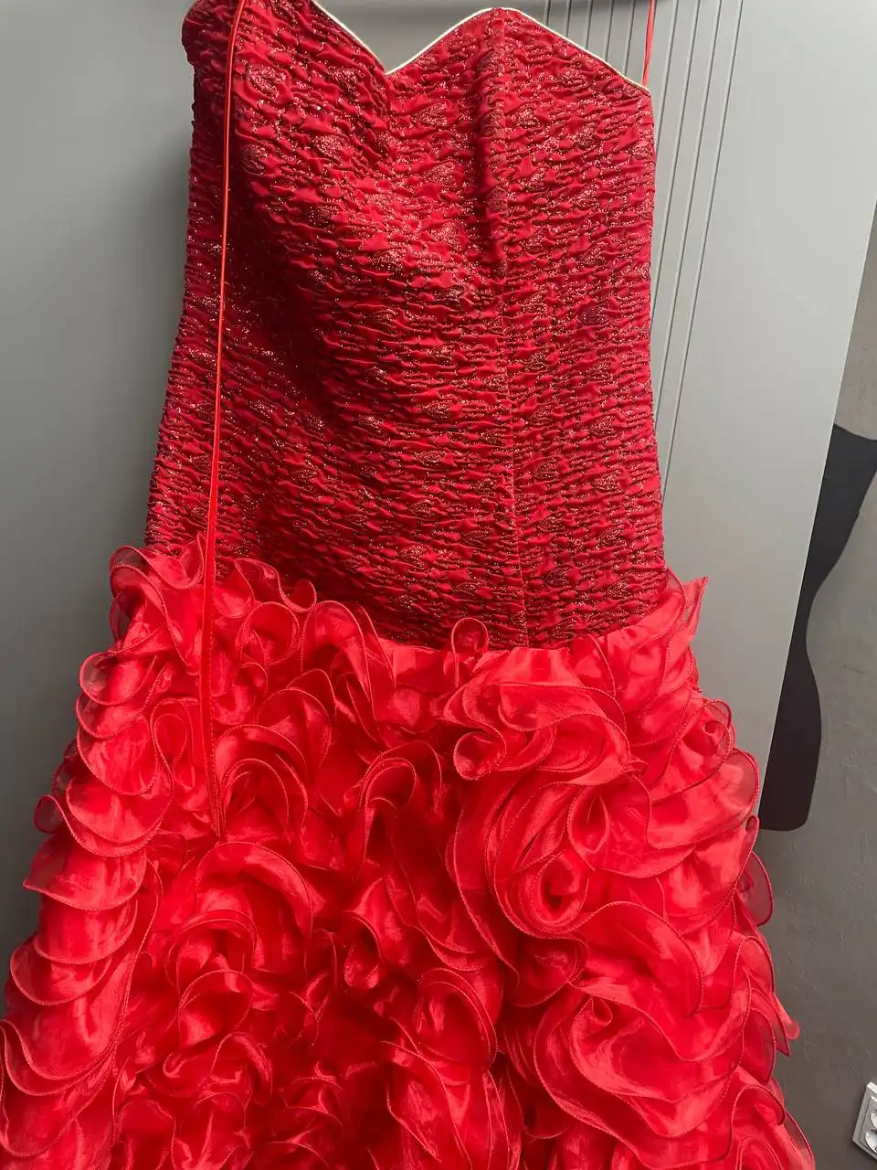 Продажа сценического платья