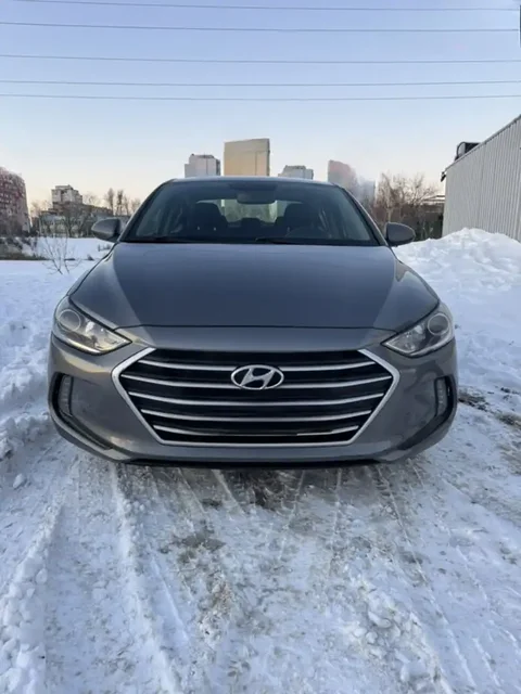 Продажа Hyundai Elantra 2018 года - Легковые автомобили в Ярославль