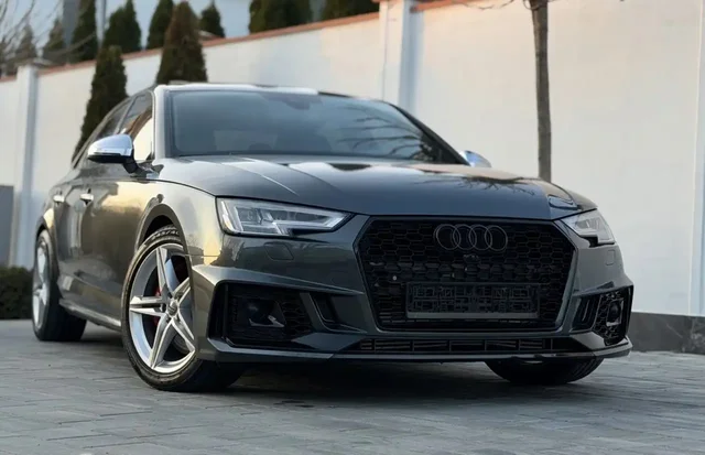 Audi S4 2019 СРОЧНАЯ ПРОДАЖА - Грузовики и фургоны в Ярославль