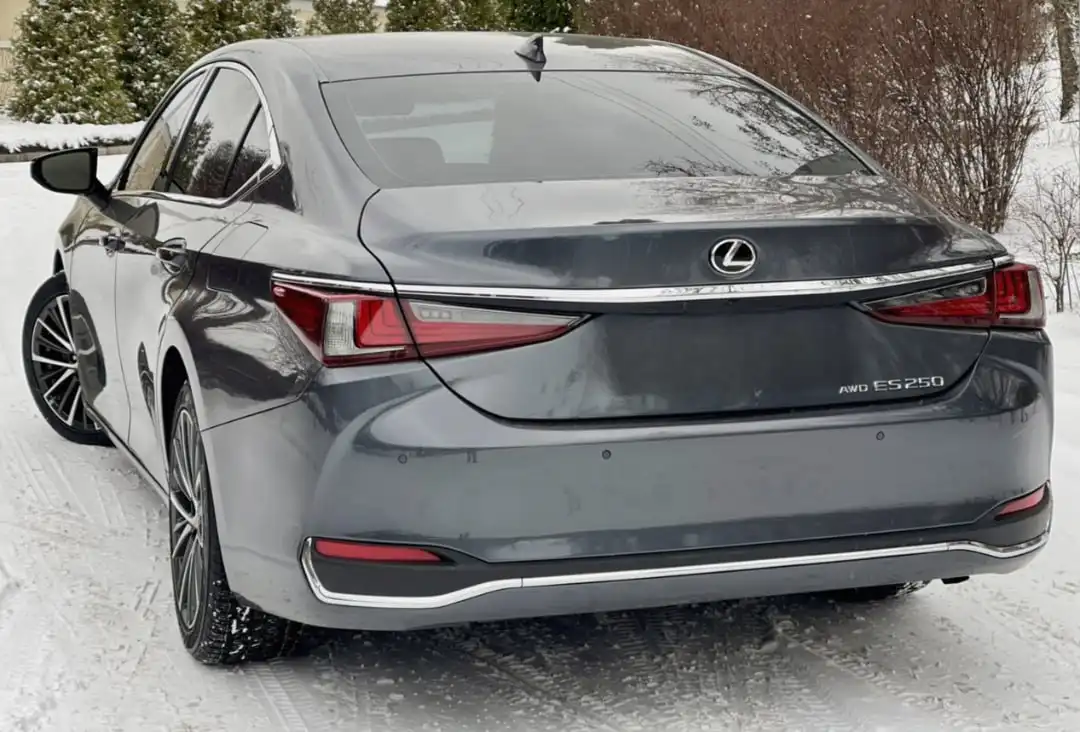 Продажа Lexus ES 2022 года - Авто в Ярославль