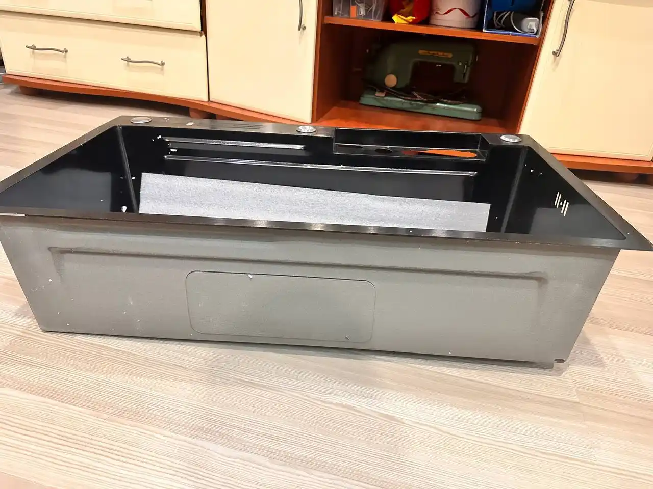 Продаётся качественная кухонная мойка