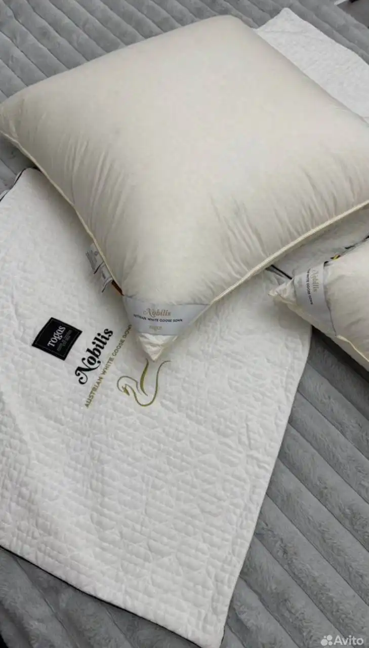 Подушка из белого австрийского гусиного пуха