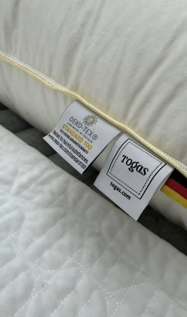 Подушка из белого австрийского гусиного пуха