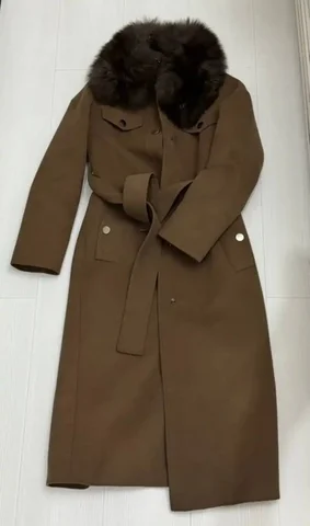 Продажа зимнего пальто с натуральным мехом - частное объявление в Санкт-Петербург