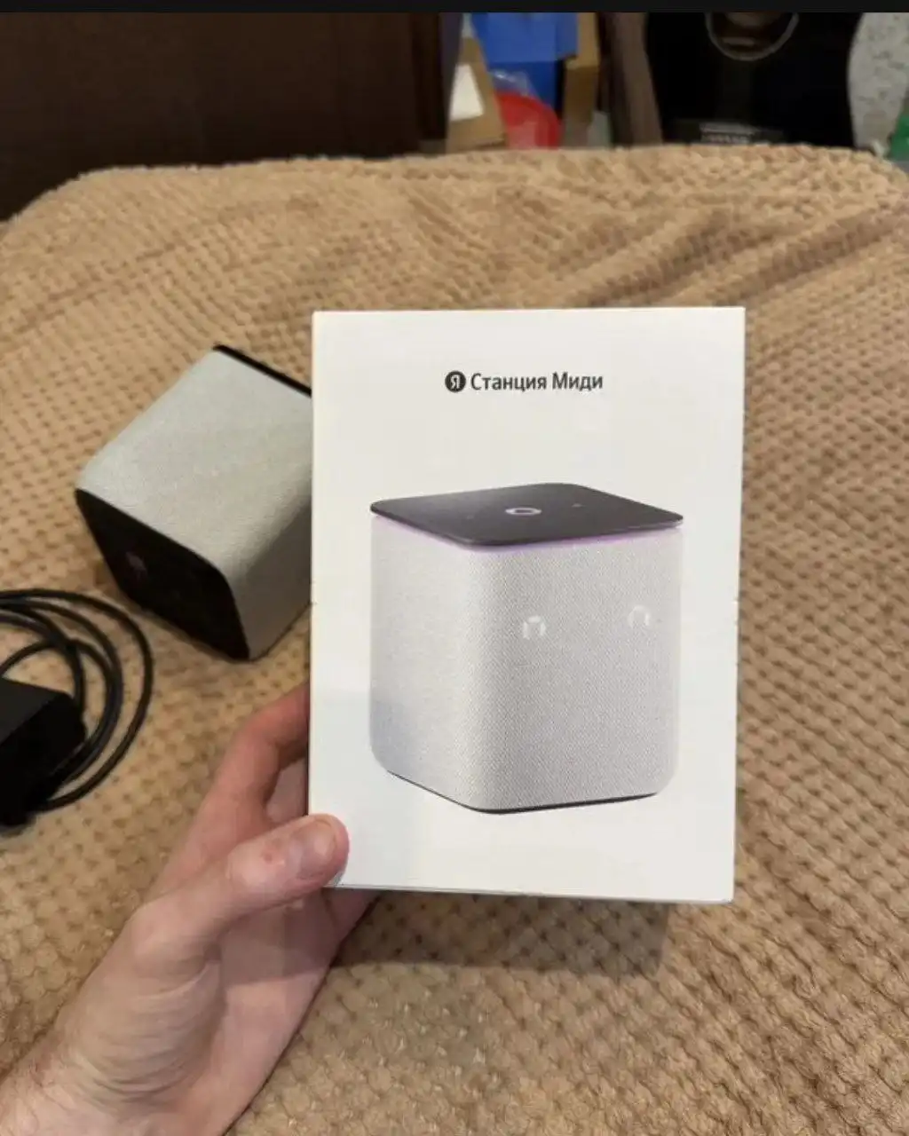 Умная колонка Яндекс Алиса миди