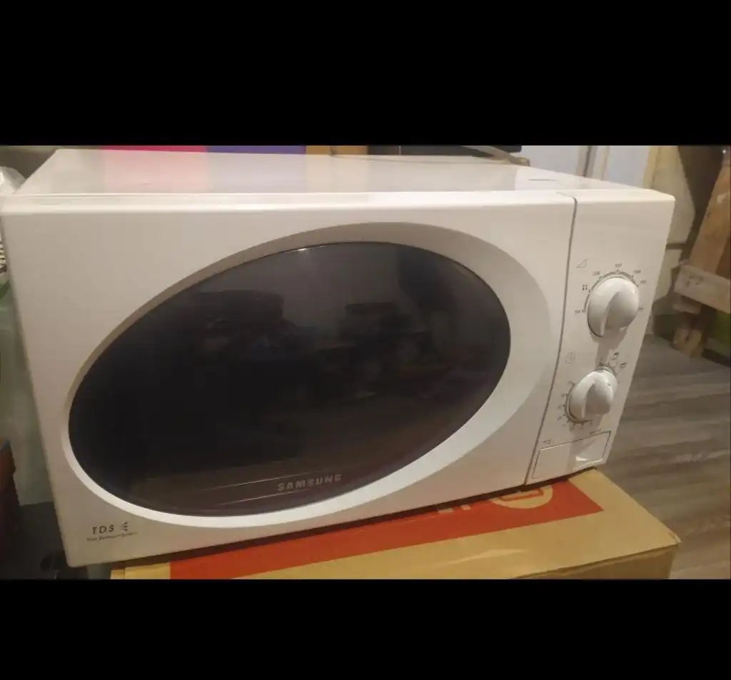 Продажа микроволновки Samsung