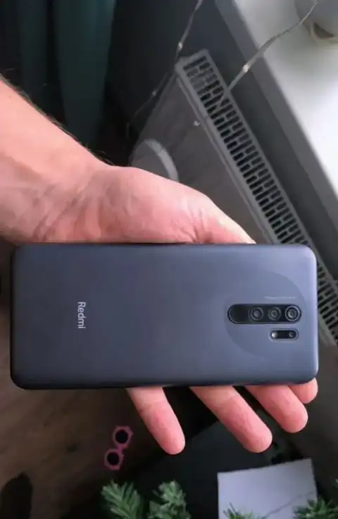 Продажа смартфона Xiaomi Redmi 9