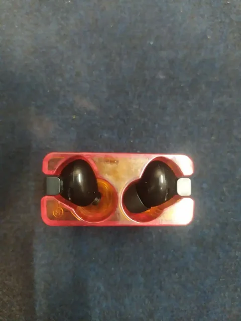 Продажа наушников и пауэрбанков - частное объявление в Санкт-Петербург