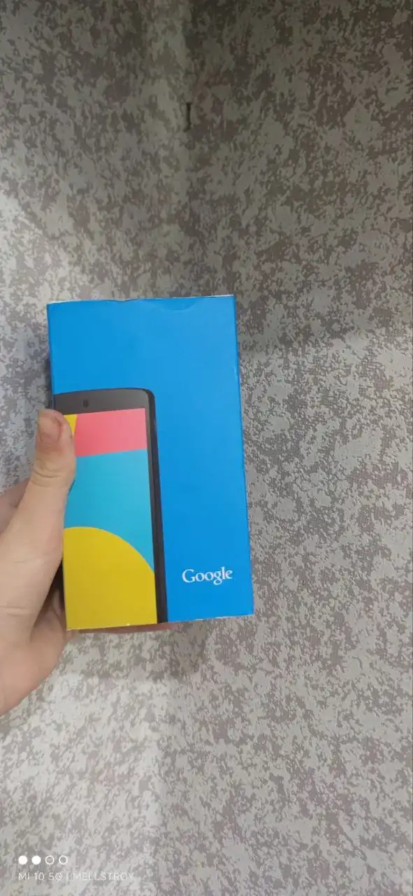 Google Nexus 5 в идеальном состоянии, полный комплект