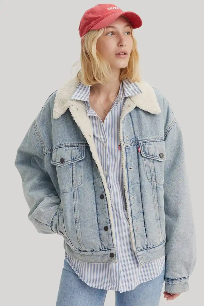 Продажа куртки Levi's XS