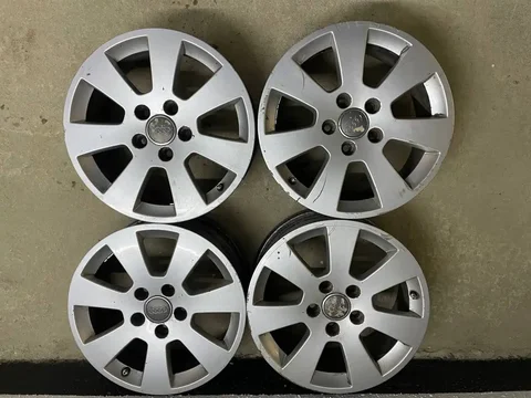 Литой диск Ауди 6.5хR16 5x112 - Запчасти в Санкт-Петербург