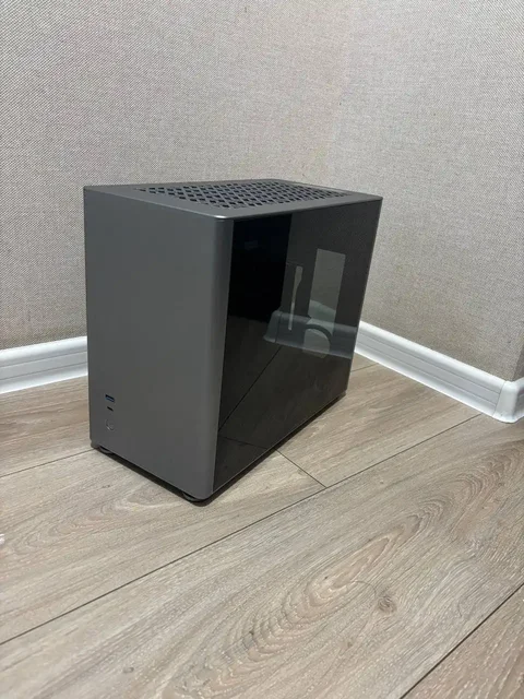 Продам мини SFF корпус Jonsbo A4 Silver - Электроника в Санкт-Петербург