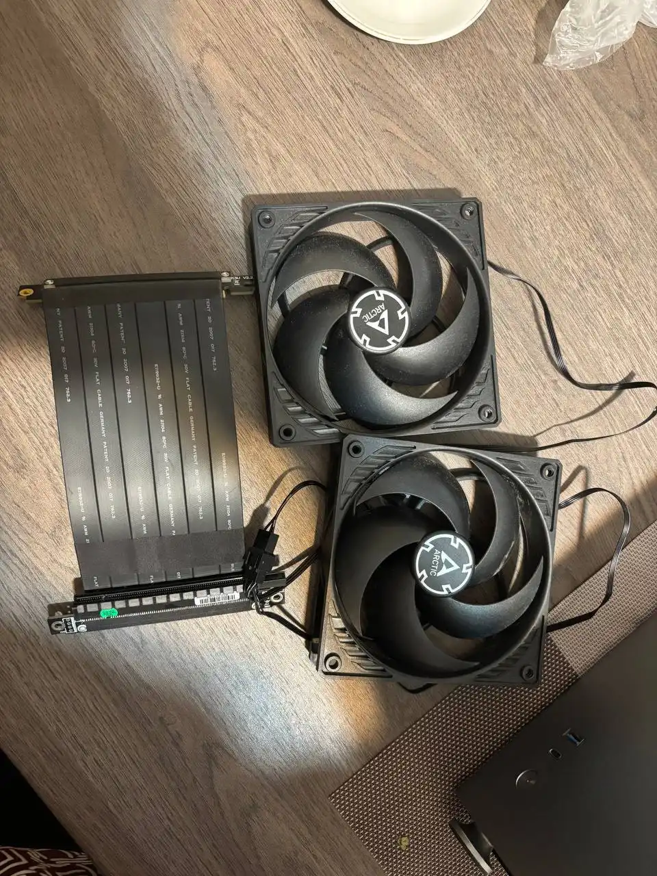 Продам мини SFF корпус Jonsbo A4 Silver