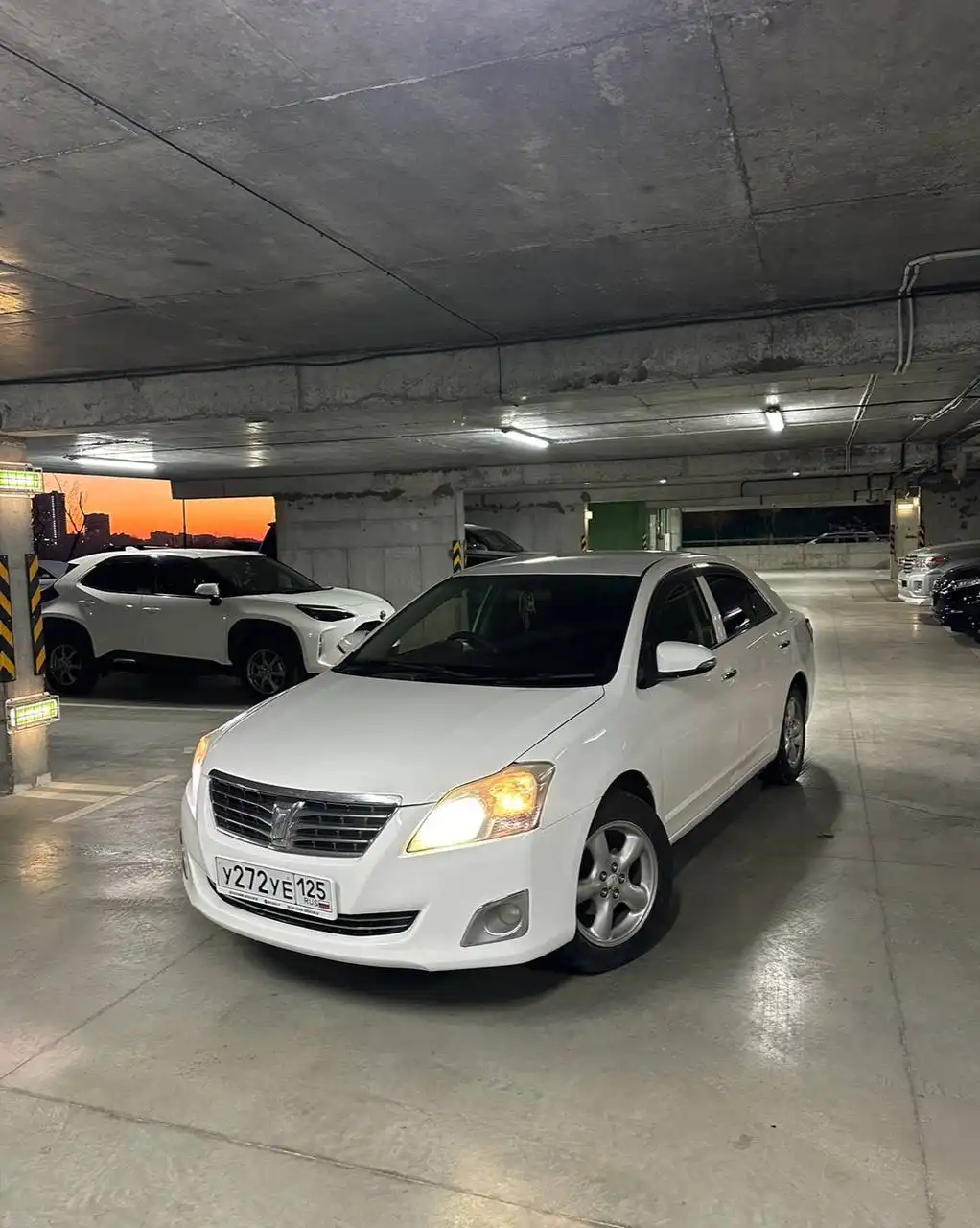 Продам Toyota Premio 2013 года из Японии