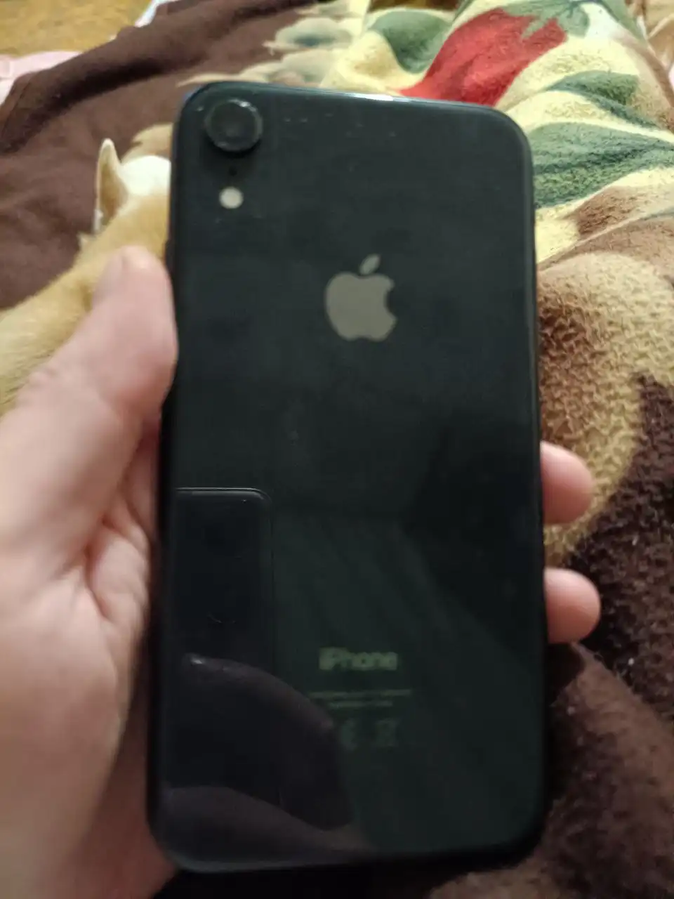 iPhone XR 64GB с неработающей кнопкой громкости - Смартфоны (Электроника) в Санкт-Петербург