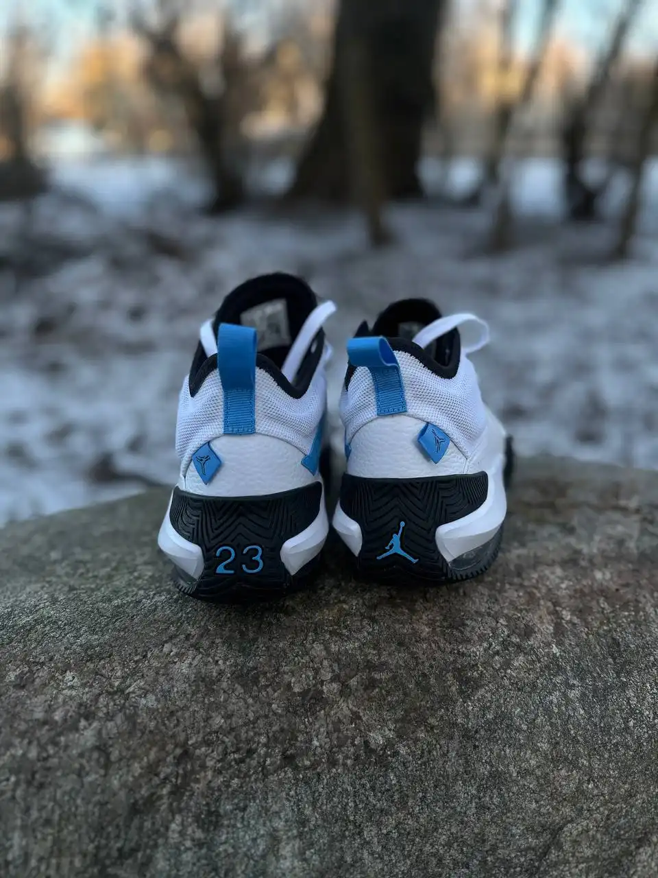 Кроссовки Air Jordan Stay Loyal 2 'White Black Blue' размер 44,5