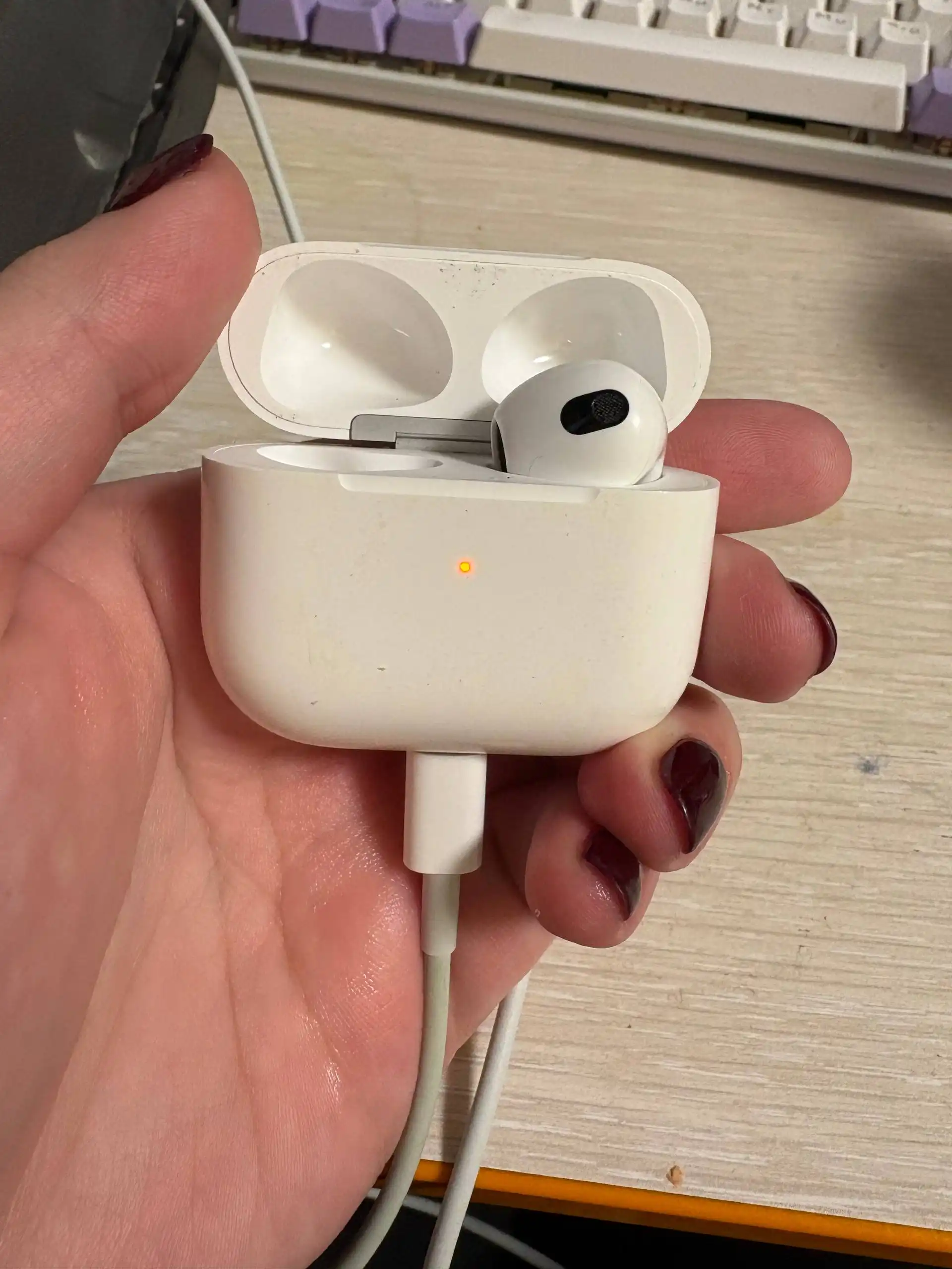 Продажа AirPods 3