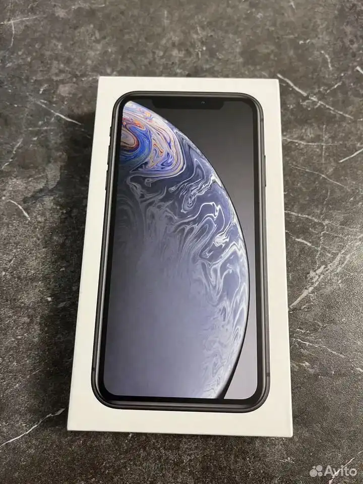 iPhone XR 128 ГБ в идеальном состоянии
