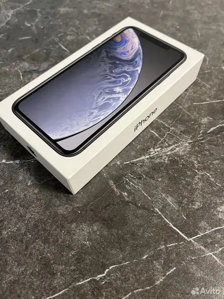 iPhone XR 128 ГБ в идеальном состоянии