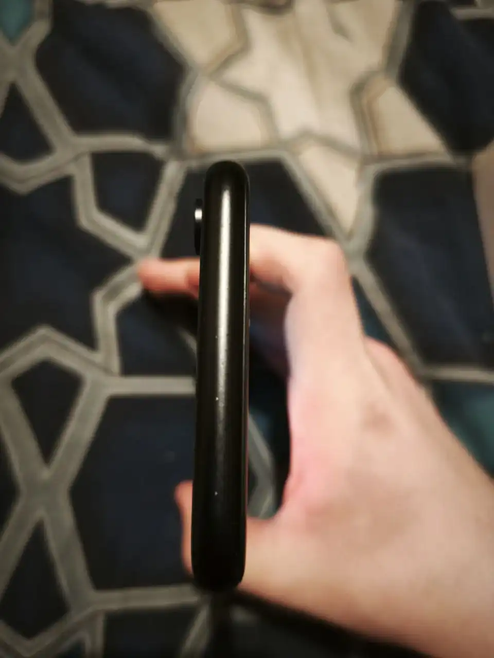 iPhone XR 128 ГБ в идеальном состоянии