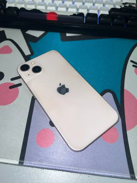 iPhone 13 128GB с аксессуарами - частное объявление в Санкт-Петербург