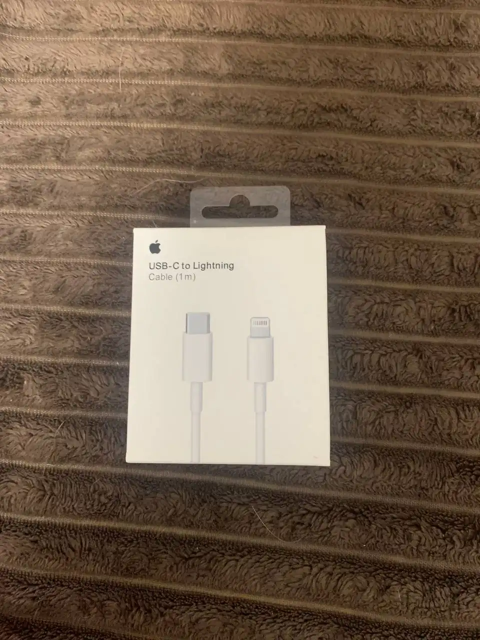 Различные товары: отбеливающий аппарат, кабель для iPhone, мужской кошелек, елка - Барахолка в Санкт-Петербург