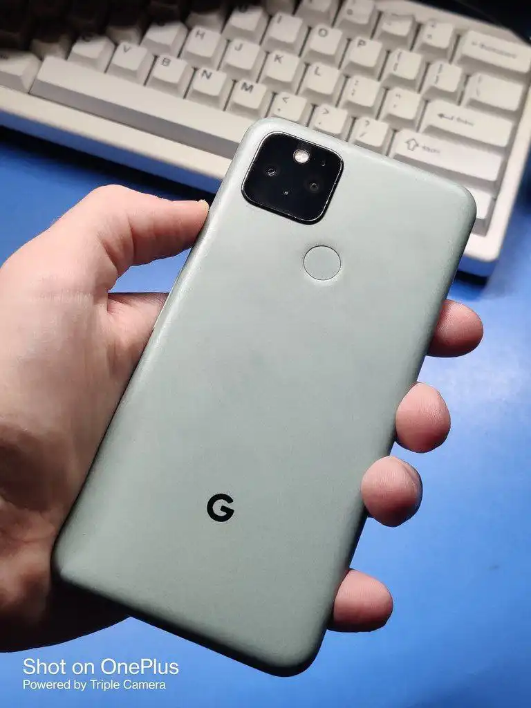 Продам/Обменяю Google Pixel 5 - Смартфоны (Электроника) в Санкт-Петербург