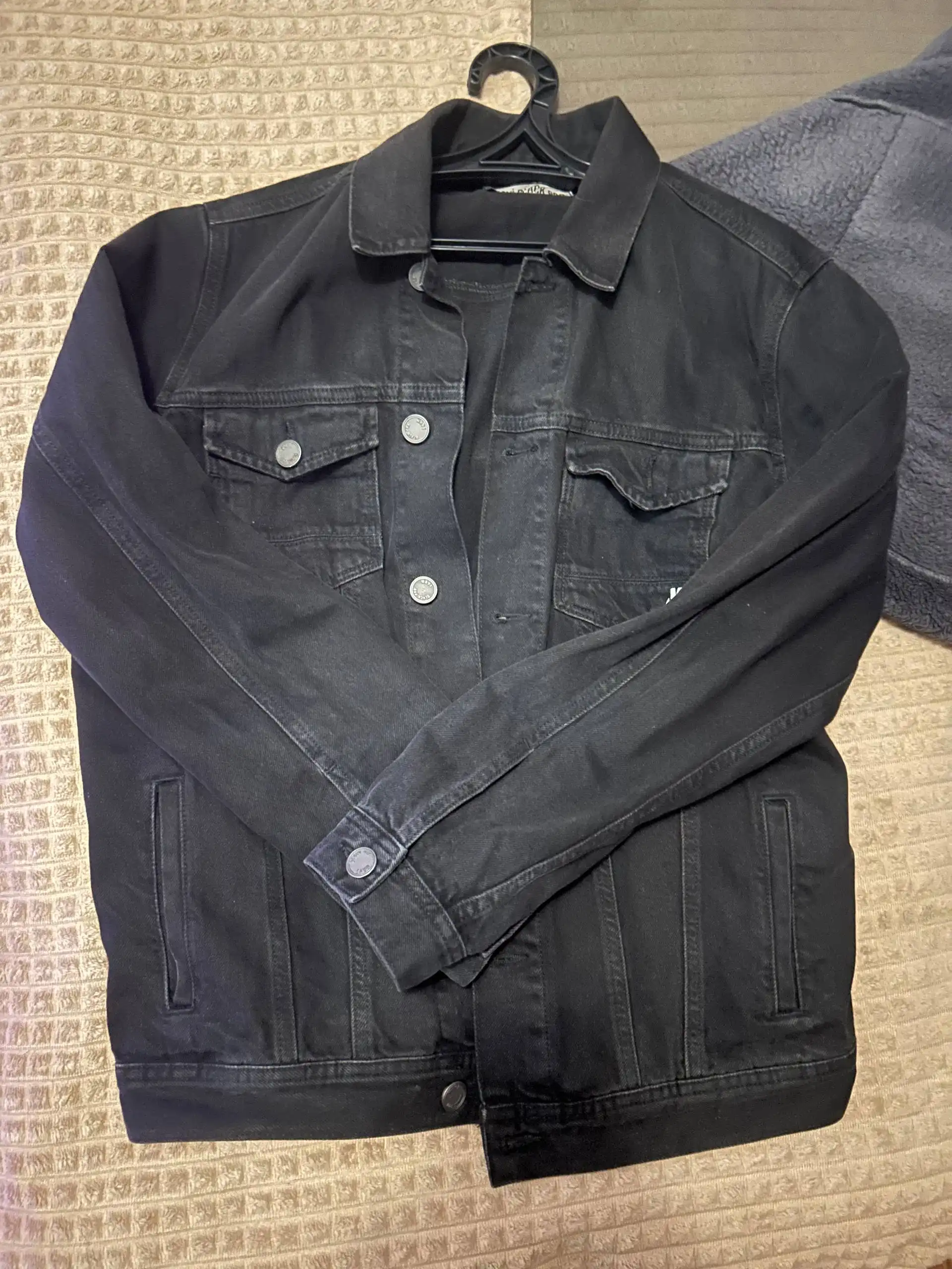 Джинсовка размер М - Одежда в Санкт-Петербург