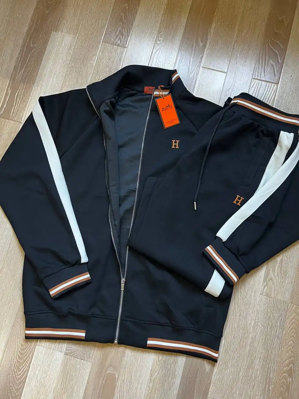 Спортивный костюм Hermes и жилетка Boss - Одежда в Санкт-Петербург