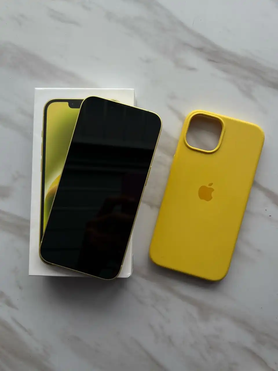 iPhone 14 Yellow 128GB в идеальном состоянии - Смартфоны (Электроника) в Санкт-Петербург