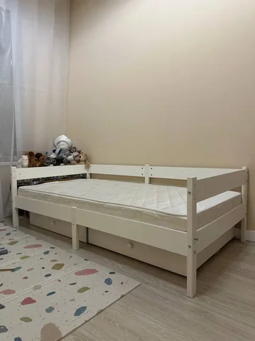 Продам кровать 180*90 с ортопедическим матрасом и ящиками - Для дома и дачи в Санкт-Петербург