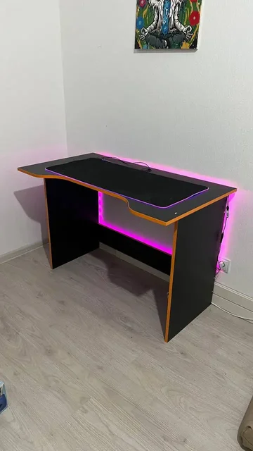 Продам компьютерный стол - Для дома и дачи в Санкт-Петербург