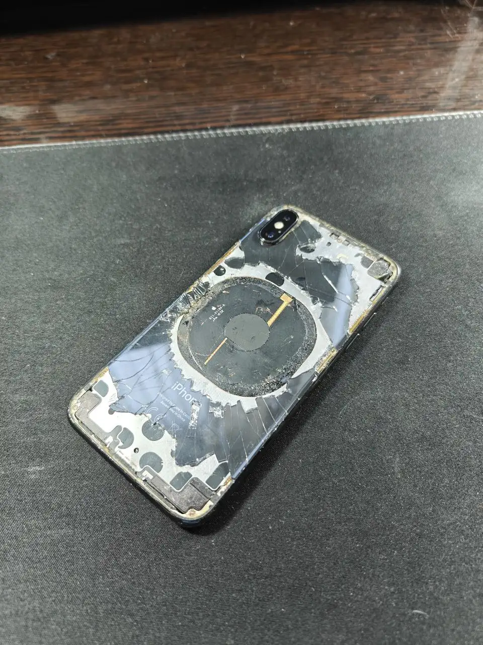 Продажа iPhone X с неработающими функциями и новыми запчастями - Смартфоны (Электроника) в Санкт-Петербург