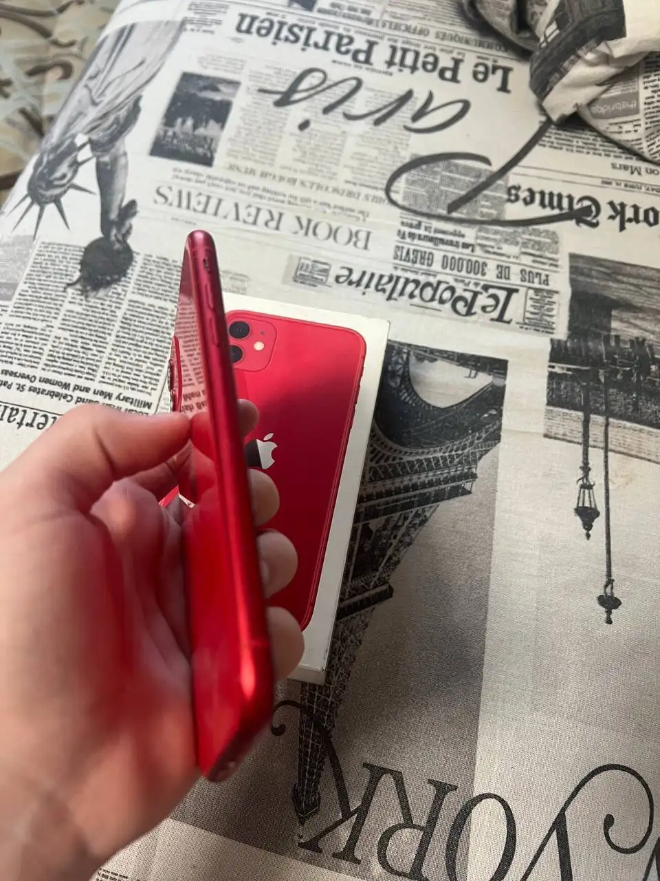 Смартфон в идеальном состоянии с комплектом аксессуаров - Смартфоны (Электроника) в Санкт-Петербург