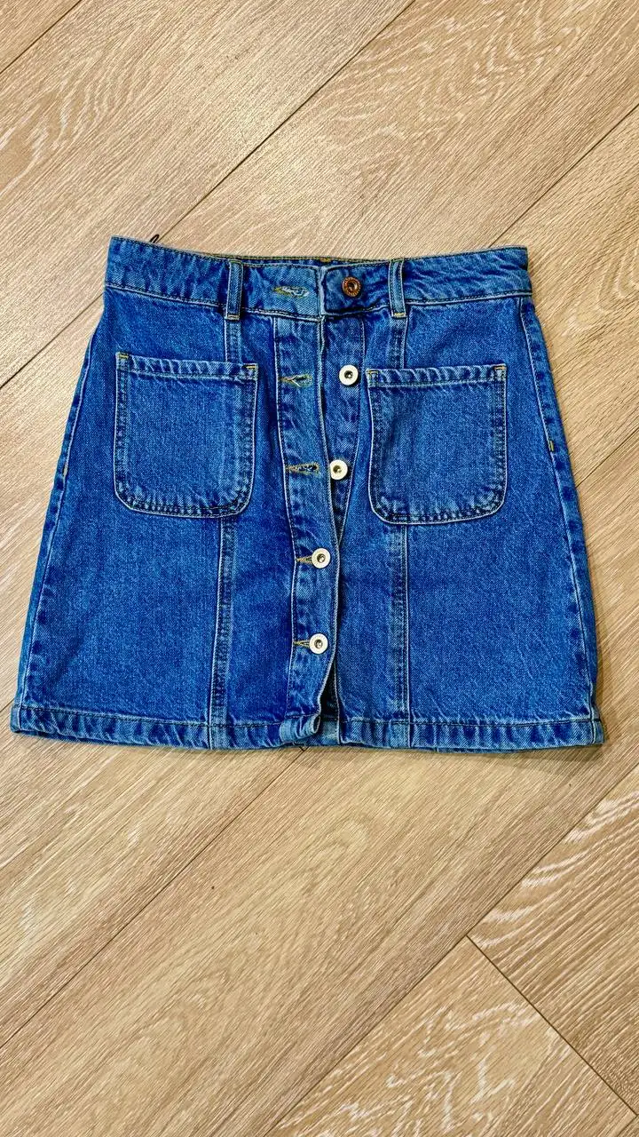 Продам джинсовую юбочку в отличном состоянии - Женская одежда (Одежда) в Санкт-Петербург