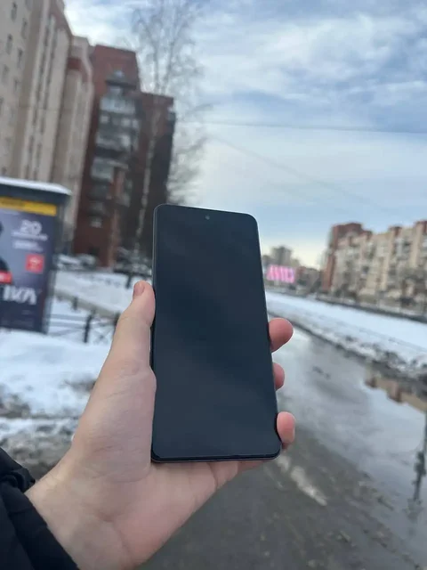 Продам срочно 12/256 - Барахолка в Санкт-Петербург