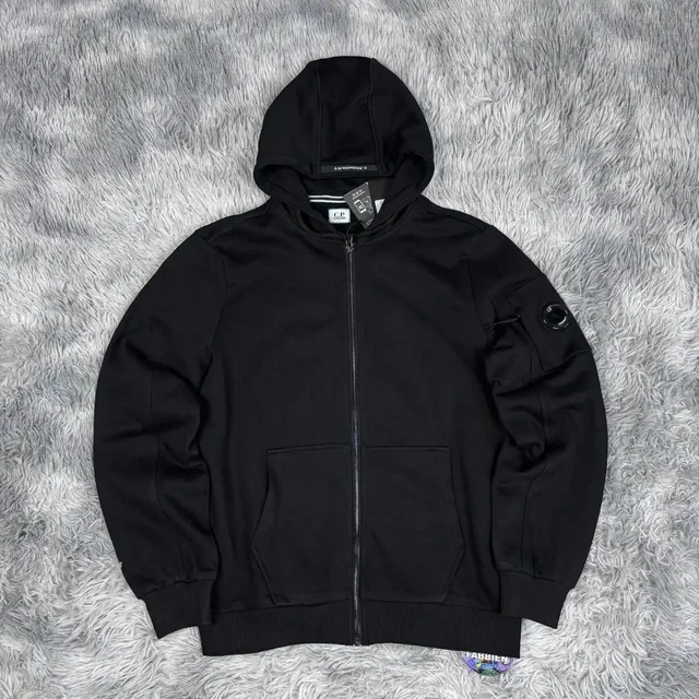 Худи CP COMPANY размер М новое - Зимняя одежда в Санкт-Петербург